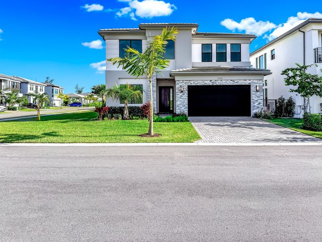 8286 Fishers Island Way, Boca Raton, FL 33434