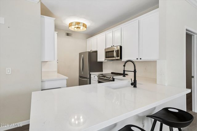 7009 E ACOMA Drive 1081, Scottsdale, AZ 85254