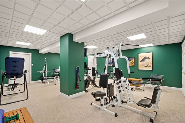 128 Mount Blaine Dr, Peters Twp, PA 15317