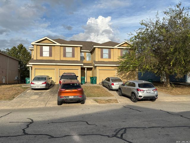 10614 Mathom, Universal City, TX 78148
