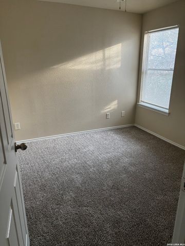 10614 Mathom, Universal City, TX 78148