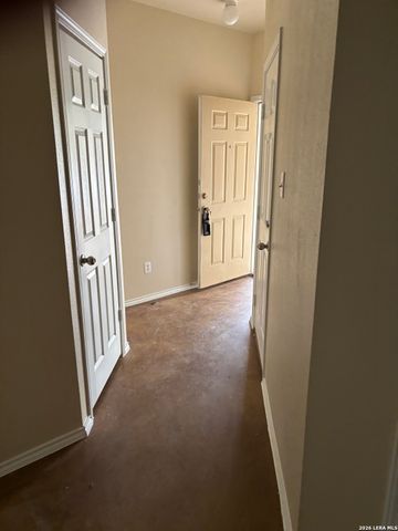 10614 Mathom, Universal City, TX 78148