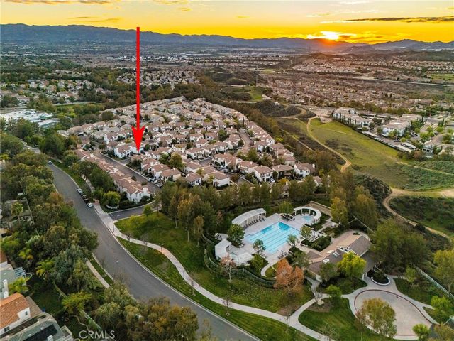 23301 Montecito, Valencia, CA 91354