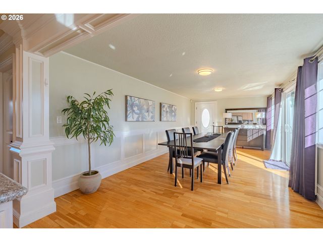 1221 Ne 103RD Ct, Vancouver, WA 98664