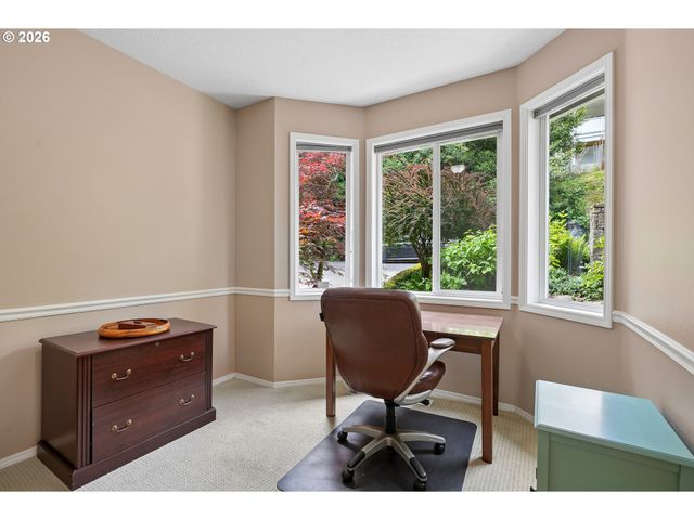 3322 Sw EVERGREEN Ter, Portland, OR 97205