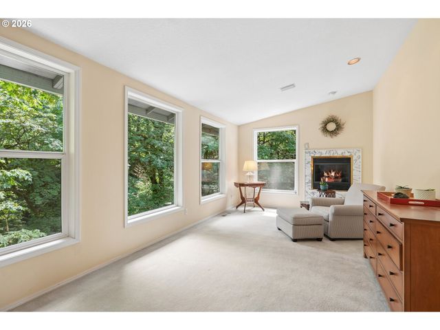 3322 Sw EVERGREEN Ter, Portland, OR 97205