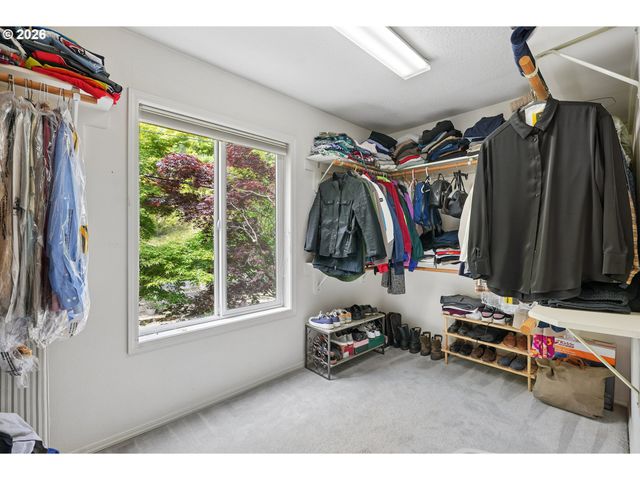 3322 Sw EVERGREEN Ter, Portland, OR 97205
