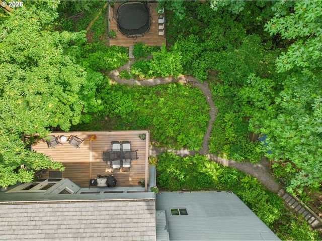 3322 Sw EVERGREEN Ter, Portland, OR 97205