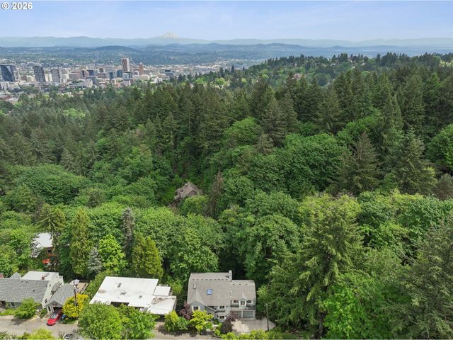 3322 Sw EVERGREEN Ter, Portland, OR 97205
