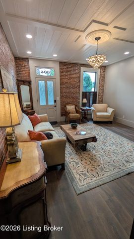 604 Mulberry St, Madison, IN 47250