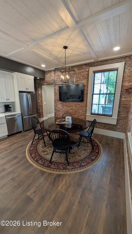 604 Mulberry St, Madison, IN 47250