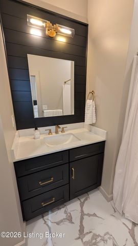 604 Mulberry St, Madison, IN 47250
