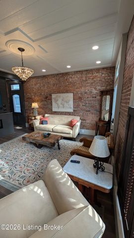 604 Mulberry St, Madison, IN 47250