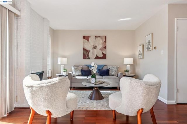 1149 Bismarck Ln, Alameda, CA 94502