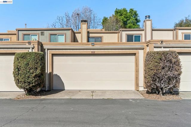 1149 Bismarck Ln, Alameda, CA 94502