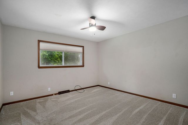 2736 E Madison Street, Springfield, MO 65802