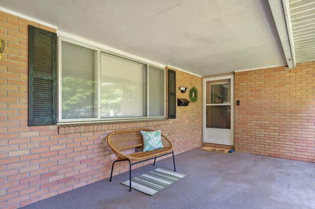 2736 E Madison Street, Springfield, MO 65802
