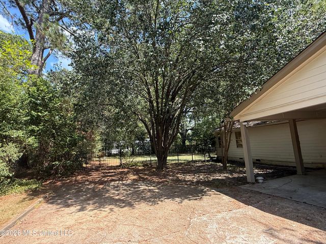 4318 Dunn Street, Jackson, MS 39211