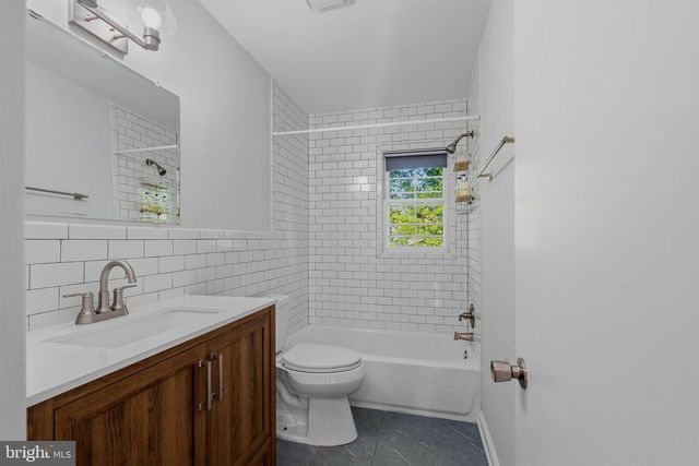 1021 RICHFIELD RD, Newark, DE 19713