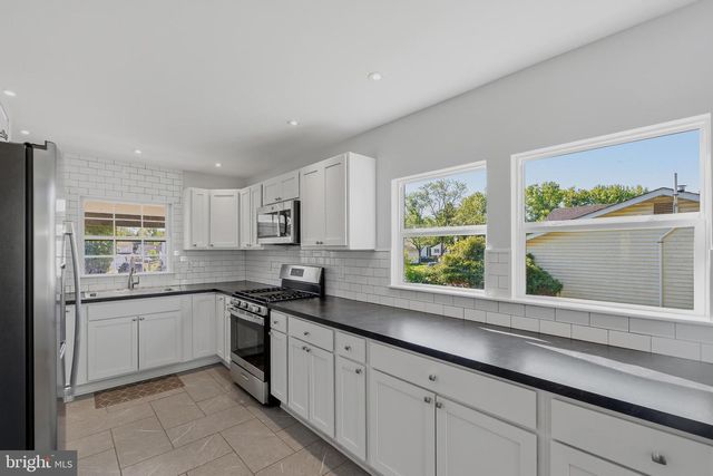 1021 RICHFIELD RD, Newark, DE 19713