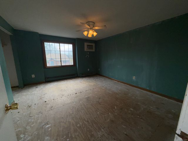 1001 Old Colony Road APT 2-4, Meriden, CT 06451