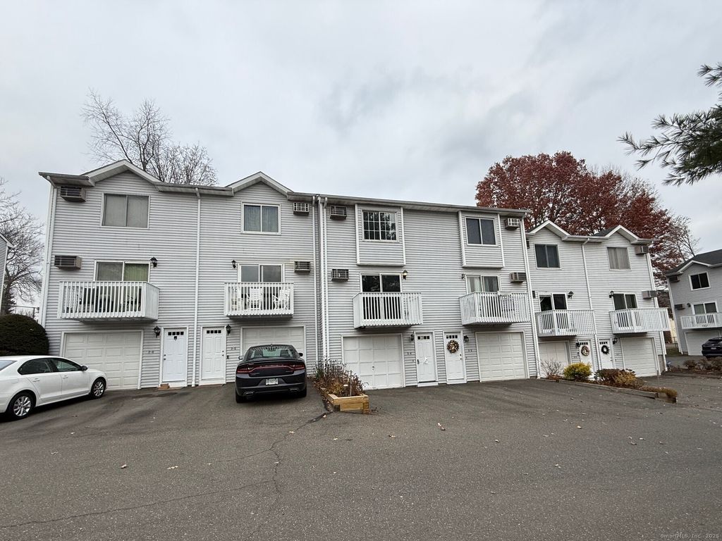 1001 Old Colony Road APT 2-4, Meriden, CT 06451