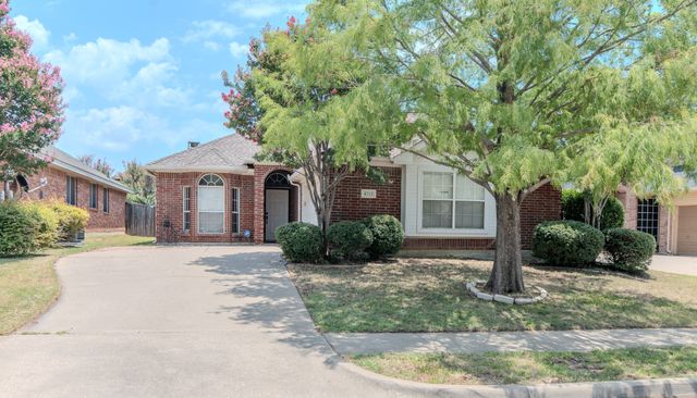 4712 Feldman Drive, Carrollton, TX 75010