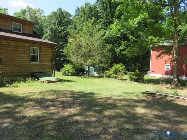 3300 Vaidens Ct, Lanexa, VA 23089