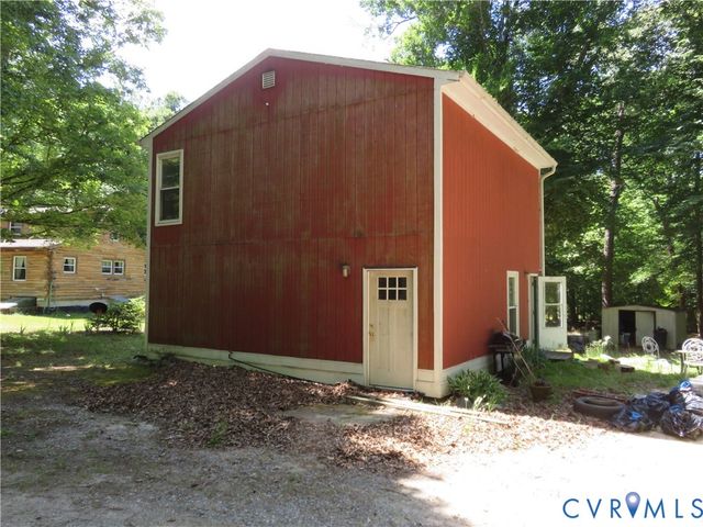 3300 Vaidens Ct, Lanexa, VA 23089