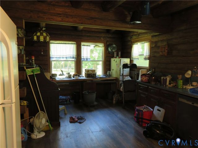 3300 Vaidens Ct, Lanexa, VA 23089