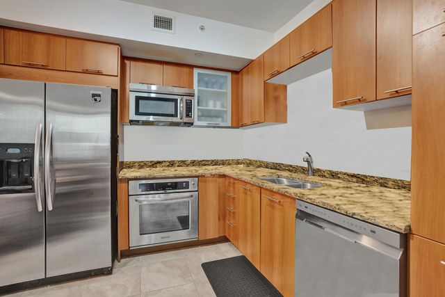 510 NW 84th Avenue 420, Plantation, FL 33324
