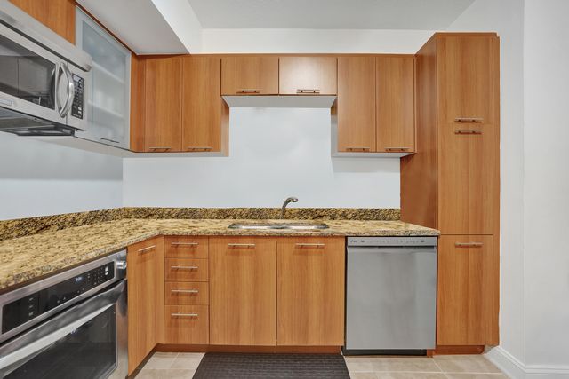510 NW 84th Avenue 420, Plantation, FL 33324