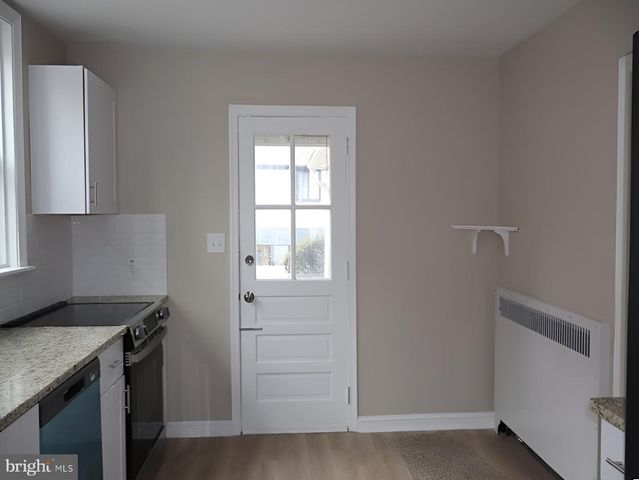1516 SURREY LN, Wynnewood, PA 19096
