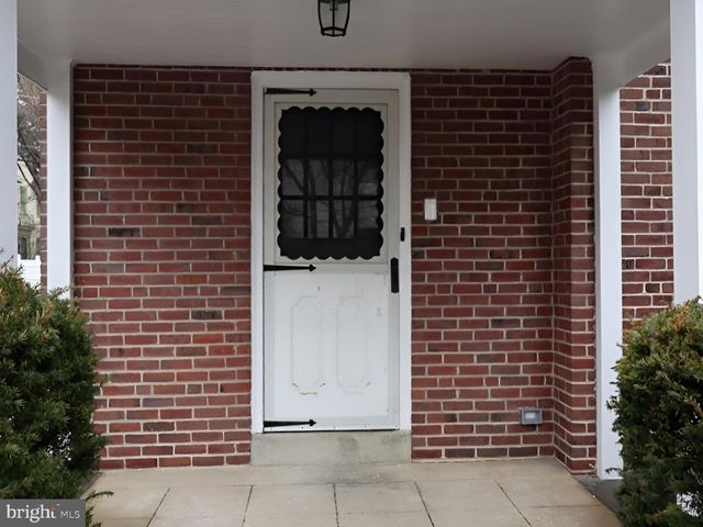 1516 SURREY LN, Wynnewood, PA 19096