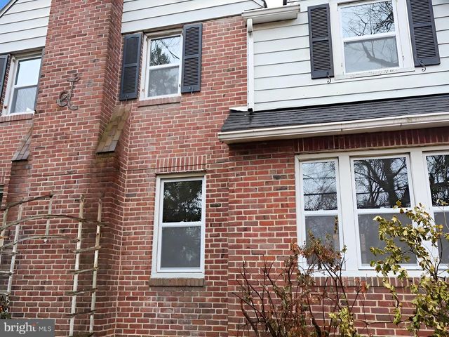 1516 SURREY LN, Wynnewood, PA 19096