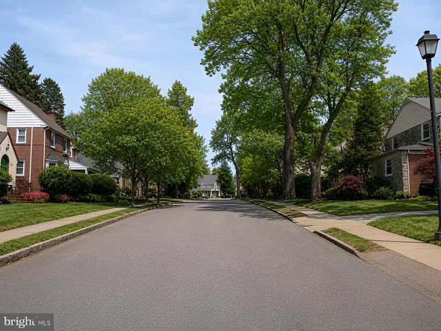 1516 SURREY LN, Wynnewood, PA 19096