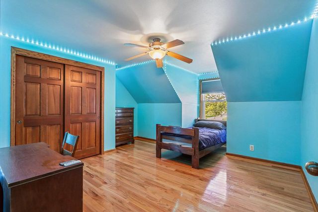 S76W23210 Woodland COURT, Big Bend, WI 53103