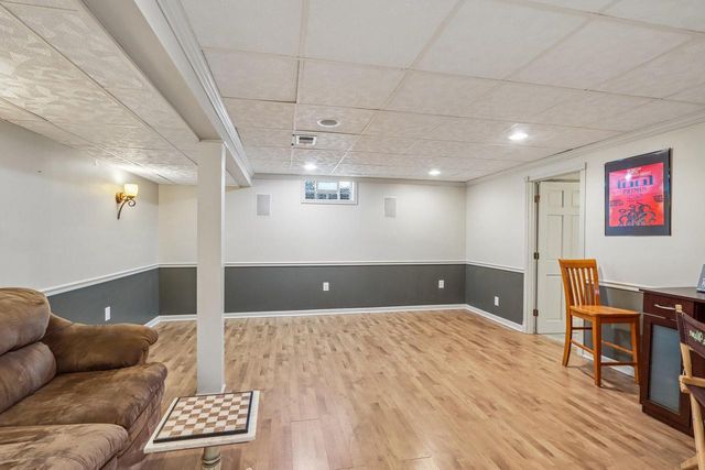 S76W23210 Woodland COURT, Big Bend, WI 53103