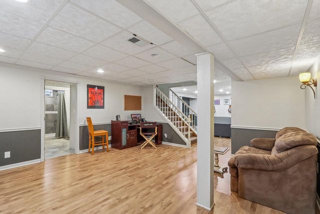 S76W23210 Woodland COURT, Big Bend, WI 53103
