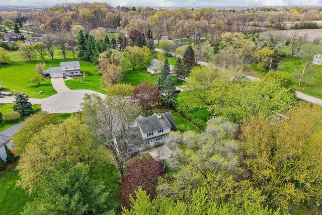S76W23210 Woodland COURT, Big Bend, WI 53103