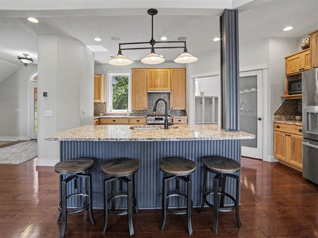 5628 W Longbridge Road, Pentwater, MI 49449