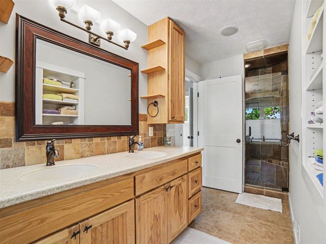 5628 W Longbridge Road, Pentwater, MI 49449