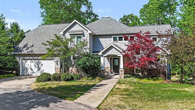 5628 W Longbridge Road, Pentwater, MI 49449