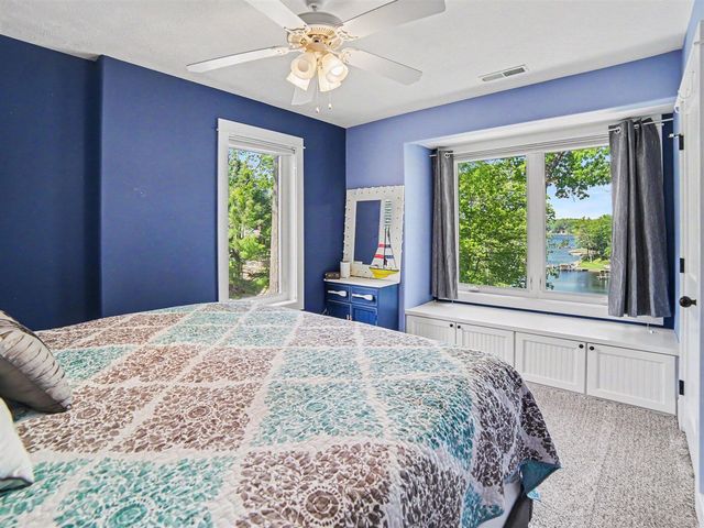 5628 W Longbridge Road, Pentwater, MI 49449