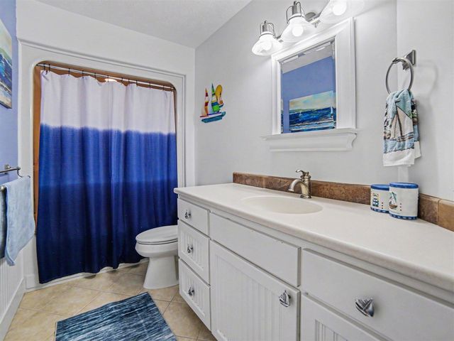 5628 W Longbridge Road, Pentwater, MI 49449