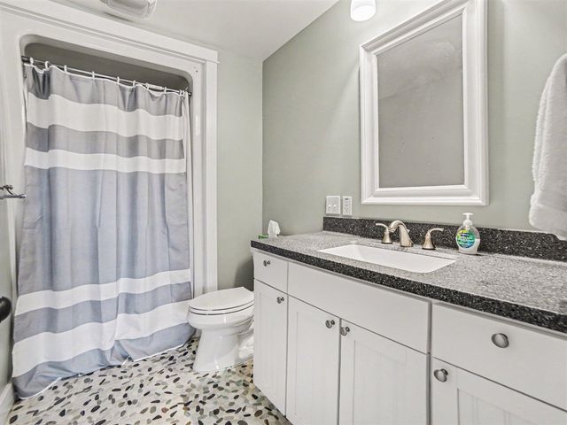5628 W Longbridge Road, Pentwater, MI 49449