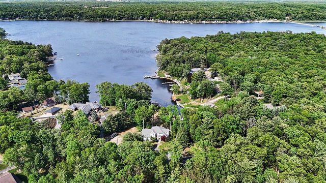 5628 W Longbridge Road, Pentwater, MI 49449