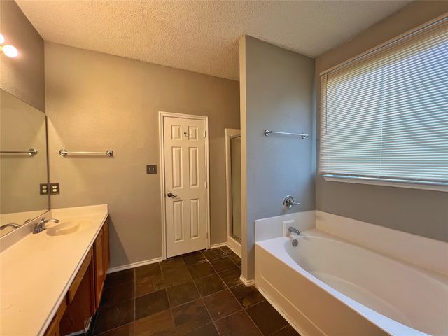 3944 Silver Springs Drive, Fort Worth, TX 76123