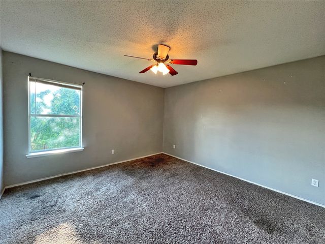 3944 Silver Springs Drive, Fort Worth, TX 76123