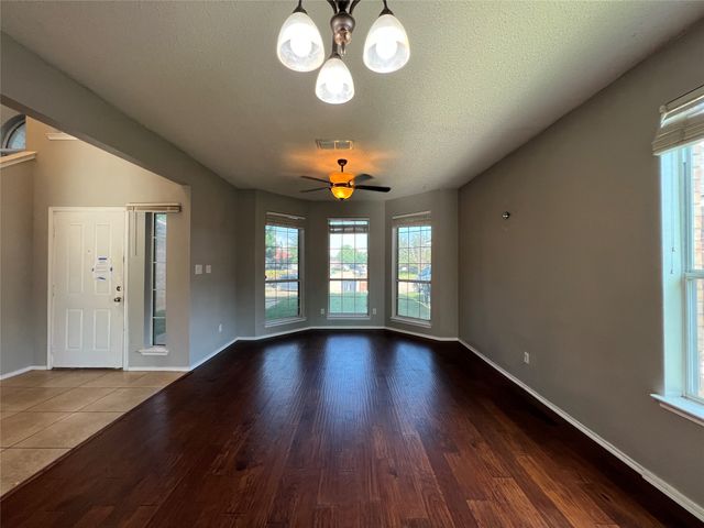 3944 Silver Springs Drive, Fort Worth, TX 76123